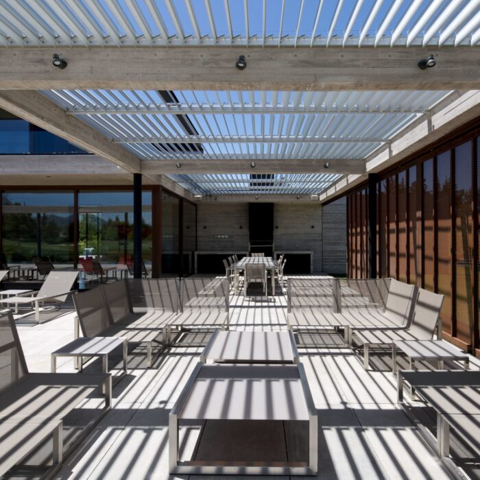 chi-ca-hi4027-scaled Aerowing | Hunter Douglas - Imagem 1